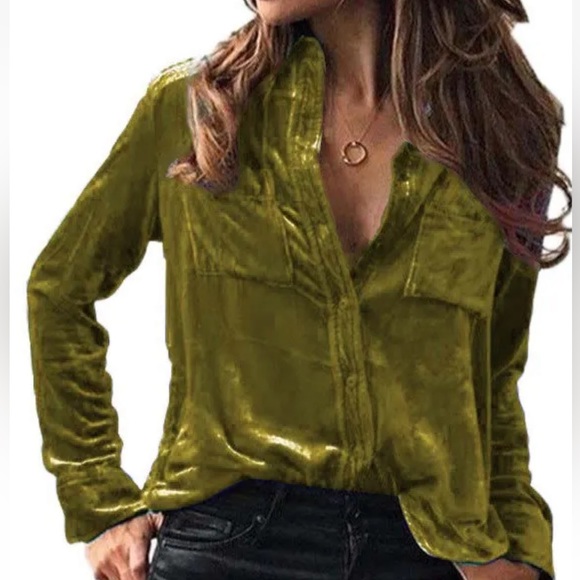 J. Crew Tops - J. Crew olive green crushed velvet button down Long sleeve shirt blouse Size 8